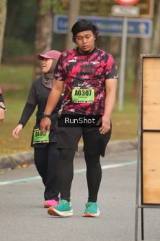 Runner Photo 5611137
