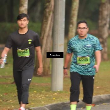 Runner Photo 5611271