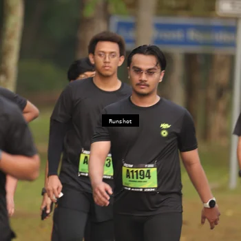 Runner Photo 5611385