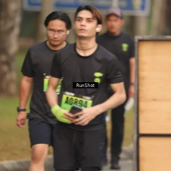 Runner Photo 5611438