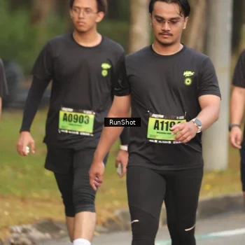 Runner Photo 5611467