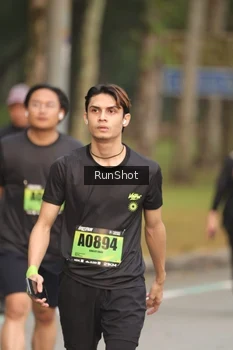 Runner Photo 5611540