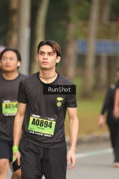 Runner Photo 5611547
