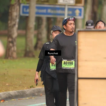 Runner Photo 5611557