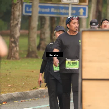 Runner Photo 5611568