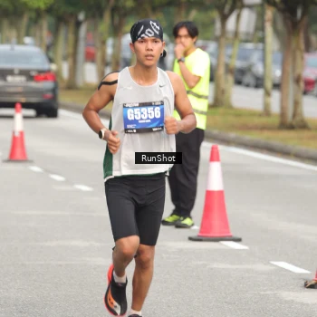 Runner Photo 5611619