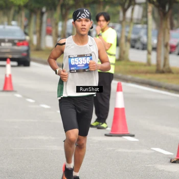 Runner Photo 5611620