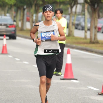 Runner Photo 5611621