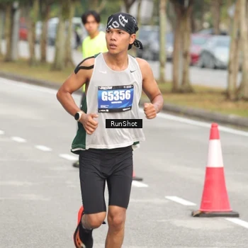 Runner Photo 5611640