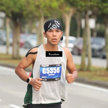 Runner Photo 5611703