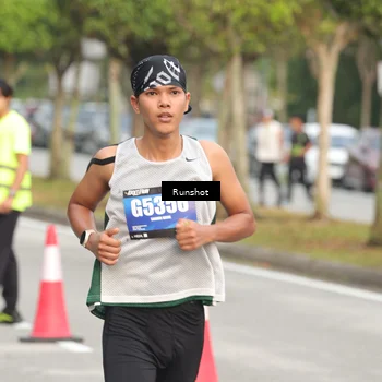 Runner Photo 5611712