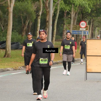 Runner Photo 5611790