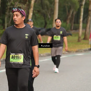 Runner Photo 5611853