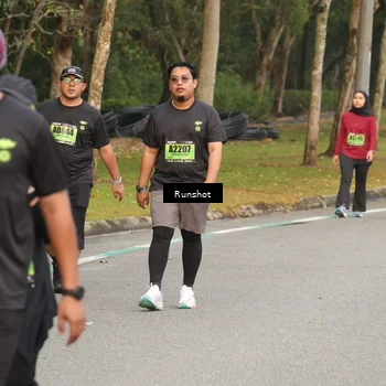 Runner Photo 5611870