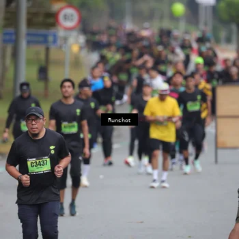 Runner Photo 5611904