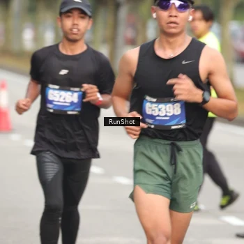 Runner Photo 5612140