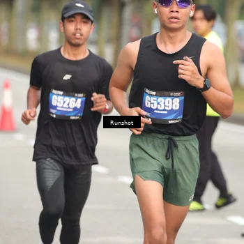 Runner Photo 5612141