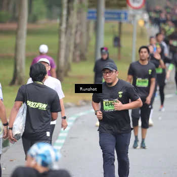 Runner Photo 5612143