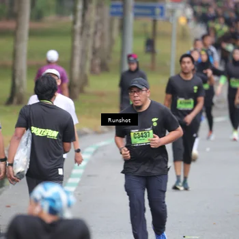 Runner Photo 5612176