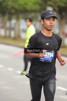Runner Photo 5612237