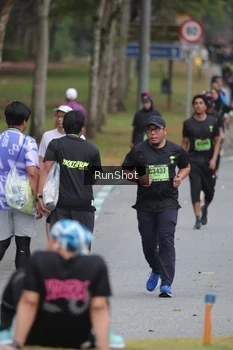 Runner Photo 5612241