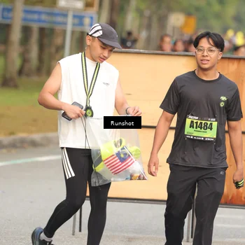 Runner Photo 5612280