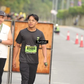 Runner Photo 5612338
