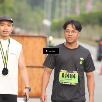 Runner Photo 5612472