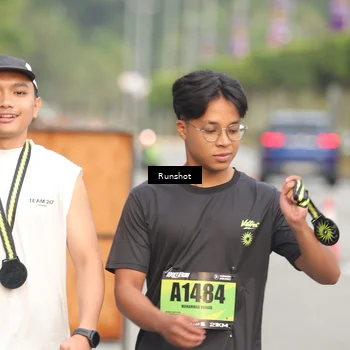 Runner Photo 5612511