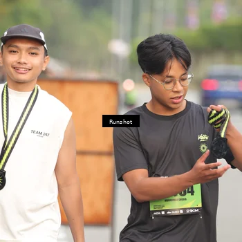Runner Photo 5612522
