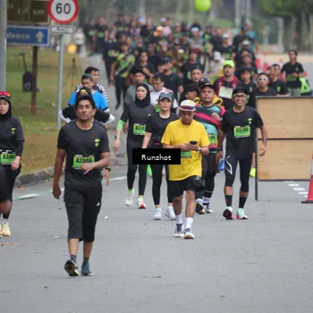 Runner Photo 5612587