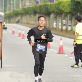 Runner Photo 5612625