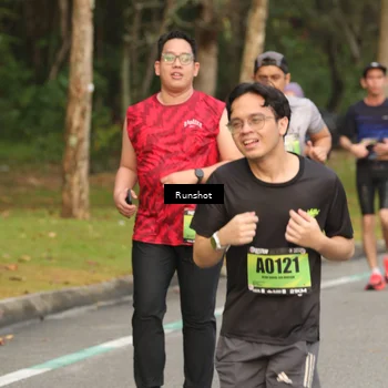 Runner Photo 5612876