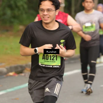 Runner Photo 5612901