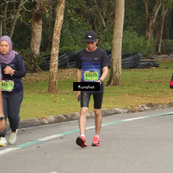 Runner Photo 5613052