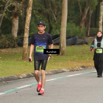 Runner Photo 5613054