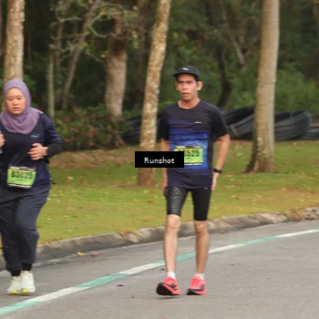 Runner Photo 5613090