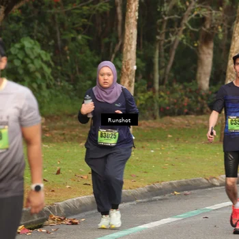 Runner Photo 5613117