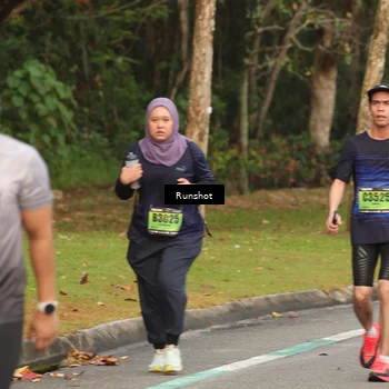 Runner Photo 5613121