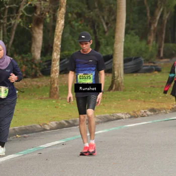 Runner Photo 5613143