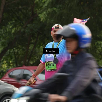 Runner Photo 5613242