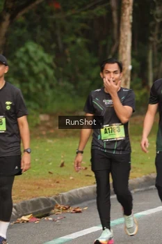 Runner Photo 5613348