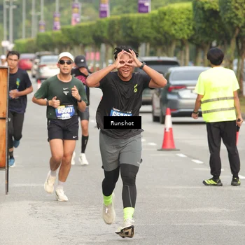 Runner Photo 5613568