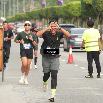 Runner Photo 5613574