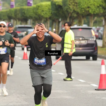 Runner Photo 5613605