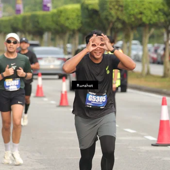 Runner Photo 5613638
