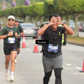 Runner Photo 5613652