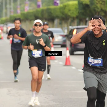 Runner Photo 5613670