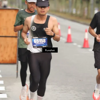Runner Photo 5613671