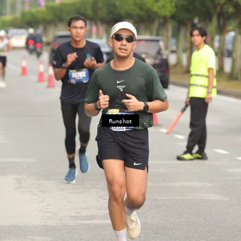 Runner Photo 5613710